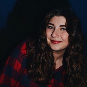 Meet your Posher, Leigha